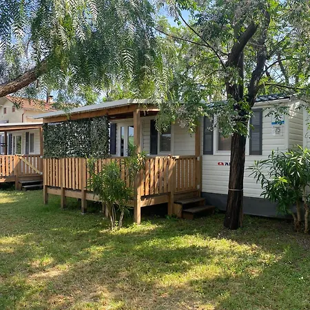 Mobilhomes Skalla Cz Apartment Martinsicuro
